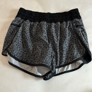 Lulu shorts size 8